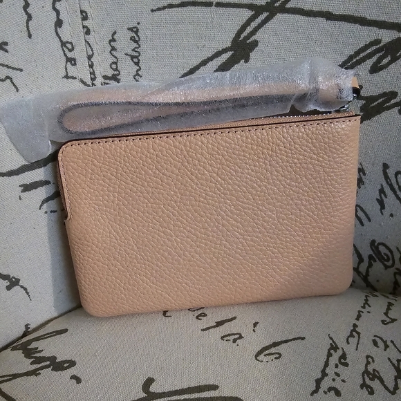 COACH Zip Wristlet In Faded Blush NWT - Picture 10 of 12